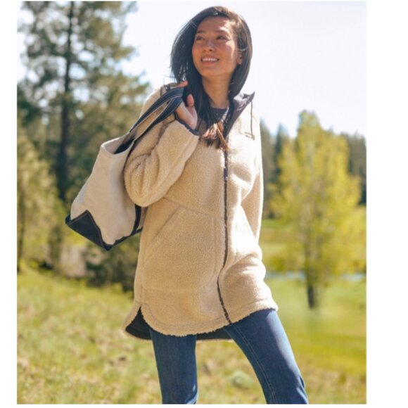 LL Bean Women Mountain Windproof High Pile Fleece Coat in Natural Cream Small